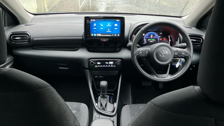 Toyota Yaris 1.5 Hybrid Design 5dr CVT Hybrid Hatchback